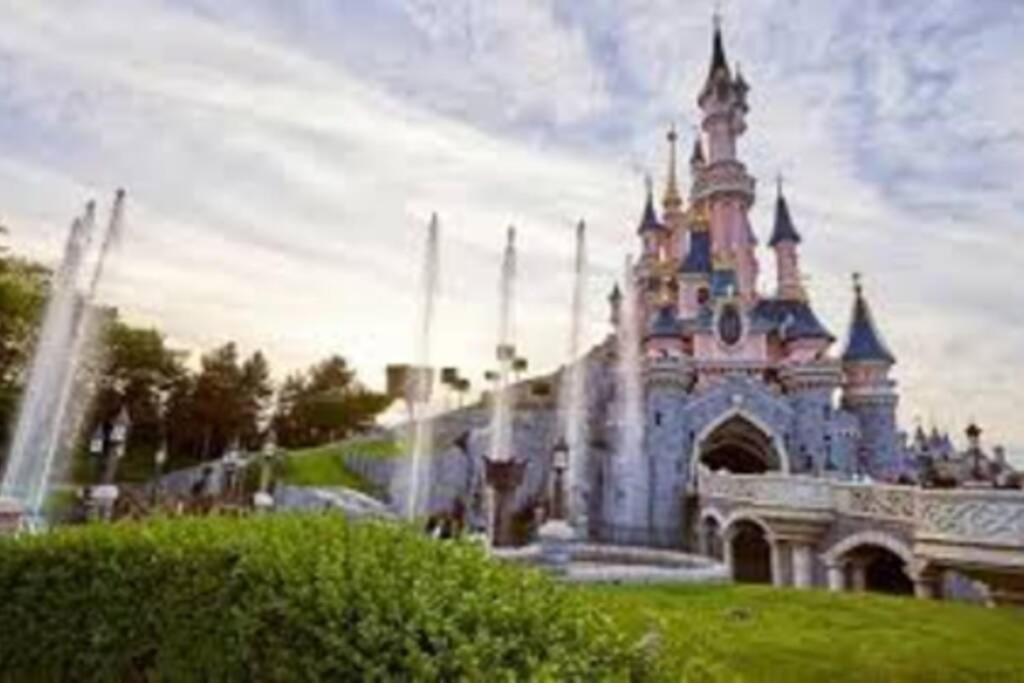 Crystal Apartment Disneyland Bmyguest 몽테브랭 외부 사진